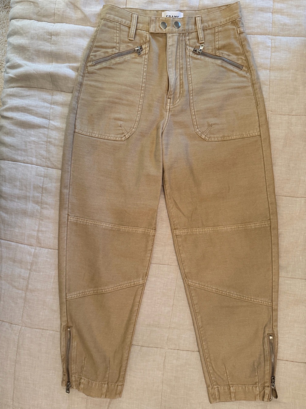 FRAME Trapunto Moto Utility Pants Jean in Washed Sandy Brown